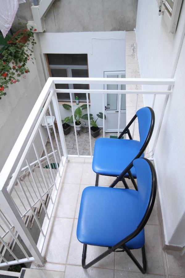 Apartments By The Sea Podgora, Makarska - 6713 외부 사진